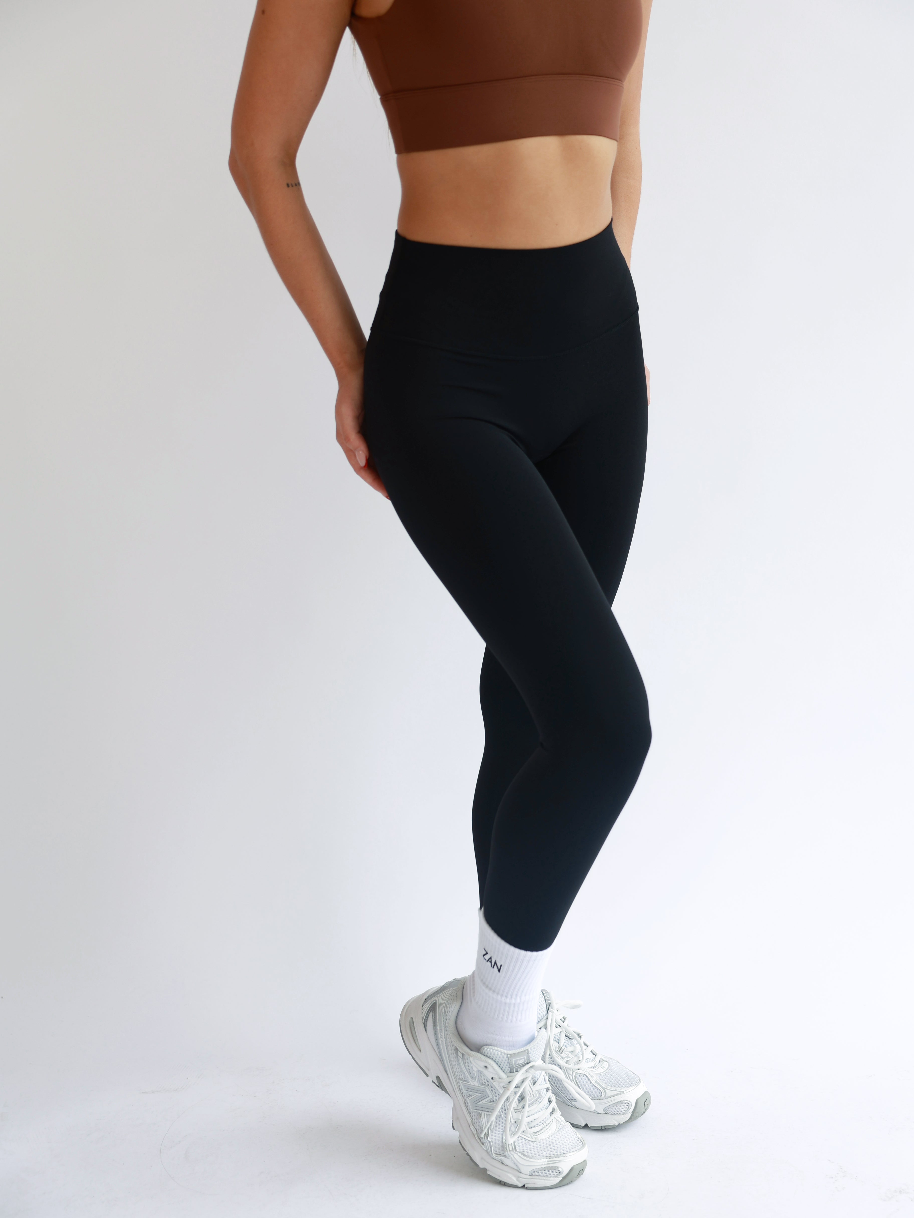 Contour Leggings | Black