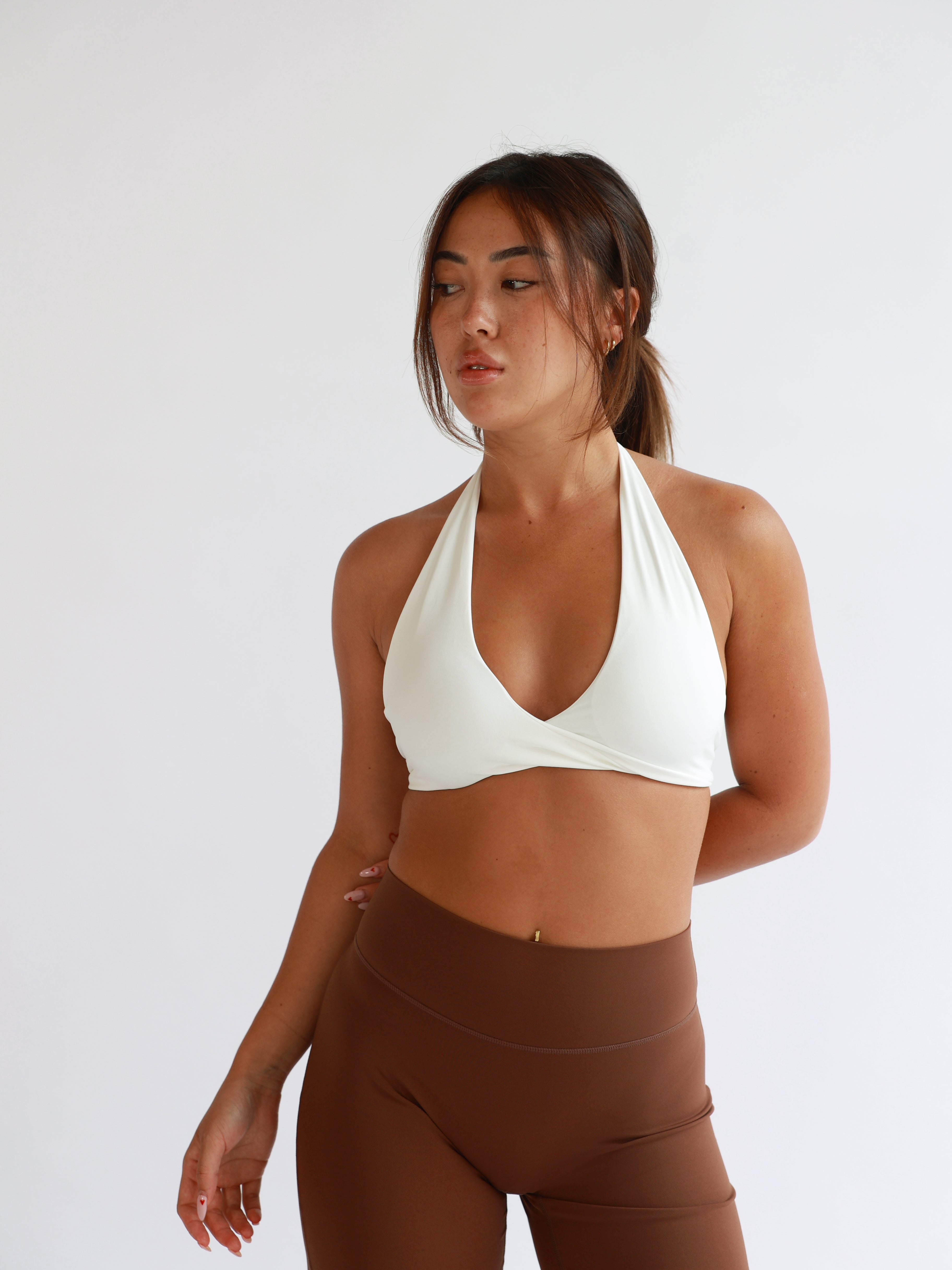 Halo Twist Sports Bra | White